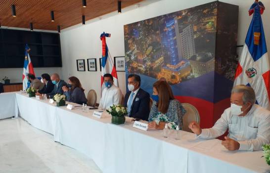 Gobierno y sector privado harán concurso para el diseño de otro logo Marca País