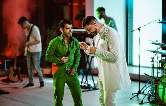 Marcos Yaroide; entre invitados y adoraciones en su primer concierto virtual