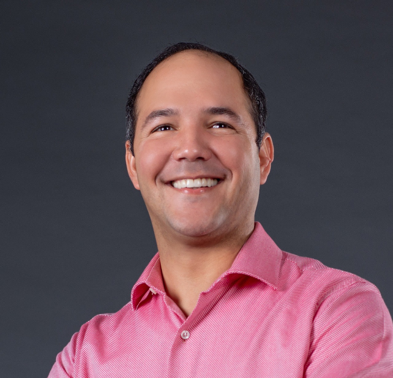 Johnny Pujols se inhibe de los trabajos de la comisión organizadora del Congreso PLD, por sus aspiraciones al Comité Central