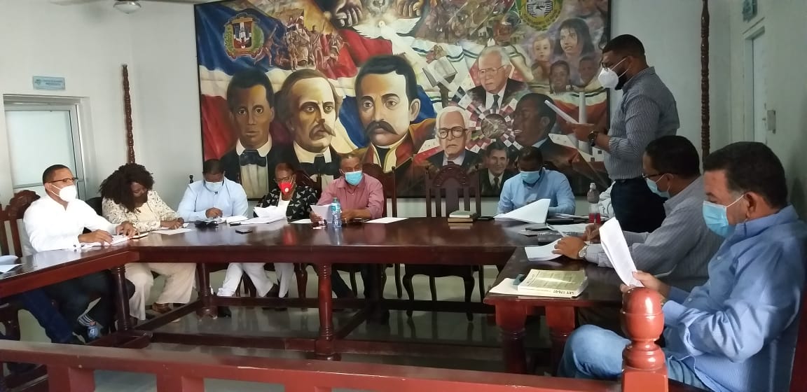 Sala capitular del ayuntamiento de Haina “FRENA” presupuesto 2021.