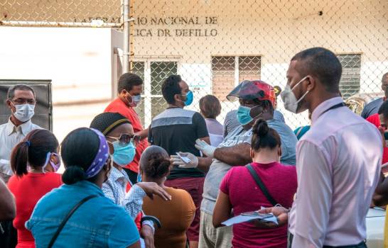 El Laboratorio Nacional, sin capacidad operativa para entregar resultados de PCR