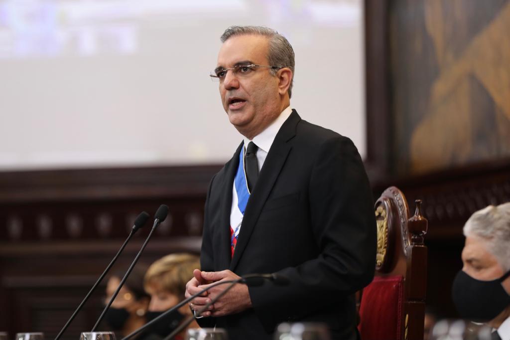 Presidente Abinader anunciará restricciones para el Gran Santo Domingo esta tarde