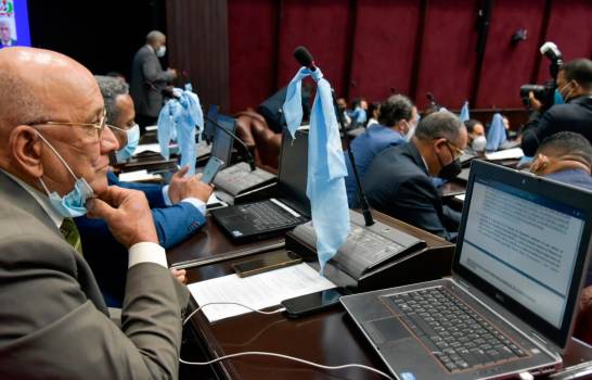 Un total de 103 diputados firman “manifiesto a favor de la vida”