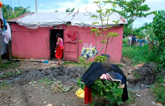 Los hogares dirigidos por mujeres son más pobres que los dirigidos por hombres