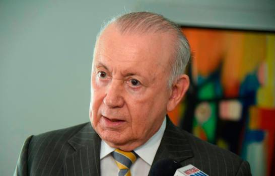 Alburquerque plantea es imposible entregar el 30 % de los fondos de las AFP