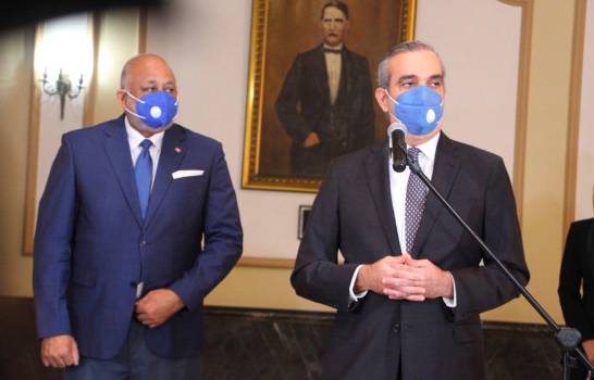 Fulcar anuncia Ministerio de Educación reanudará reconstrucción de planteles escolares