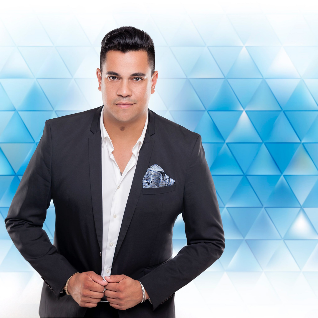 YAMIL QUIJADA ESTRENA «CUANDO MANDA EL CORAZON»