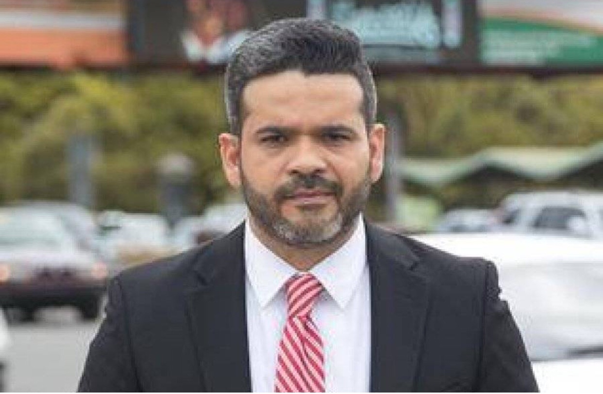 Amenazan de muerte a presentador Claudio Gómez.