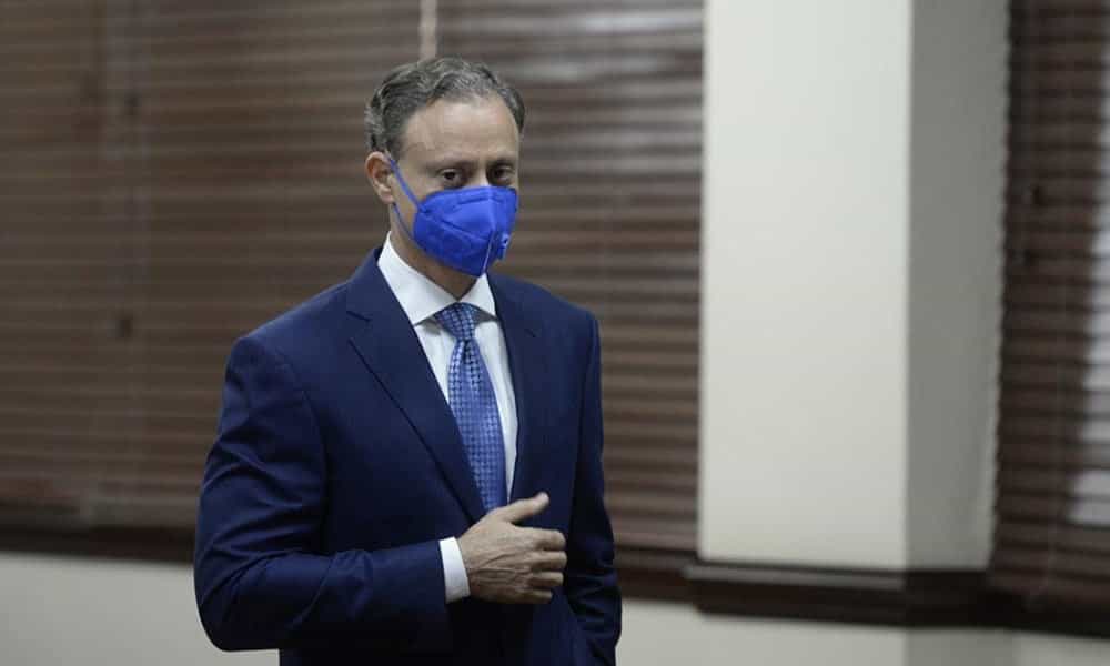 MUERE PADRE DE JEAN ALAIN