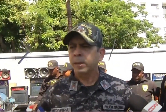 POLICÍA NACIONAL DESMANTELA EN ORERATIVO PUNTOS DE DROGAS EN CAPOTILLO