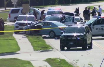 Fue abatida por policías mujer que disparaba fusil en megaiglesia de Texas