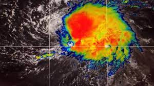 COE mantiene 24 provincias en alerta por huracán Beryl