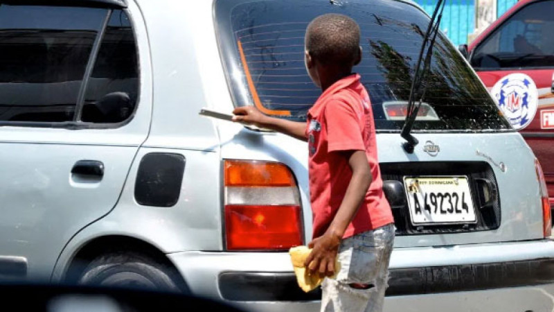 El día a día de los niños que sobreviven en las calles.