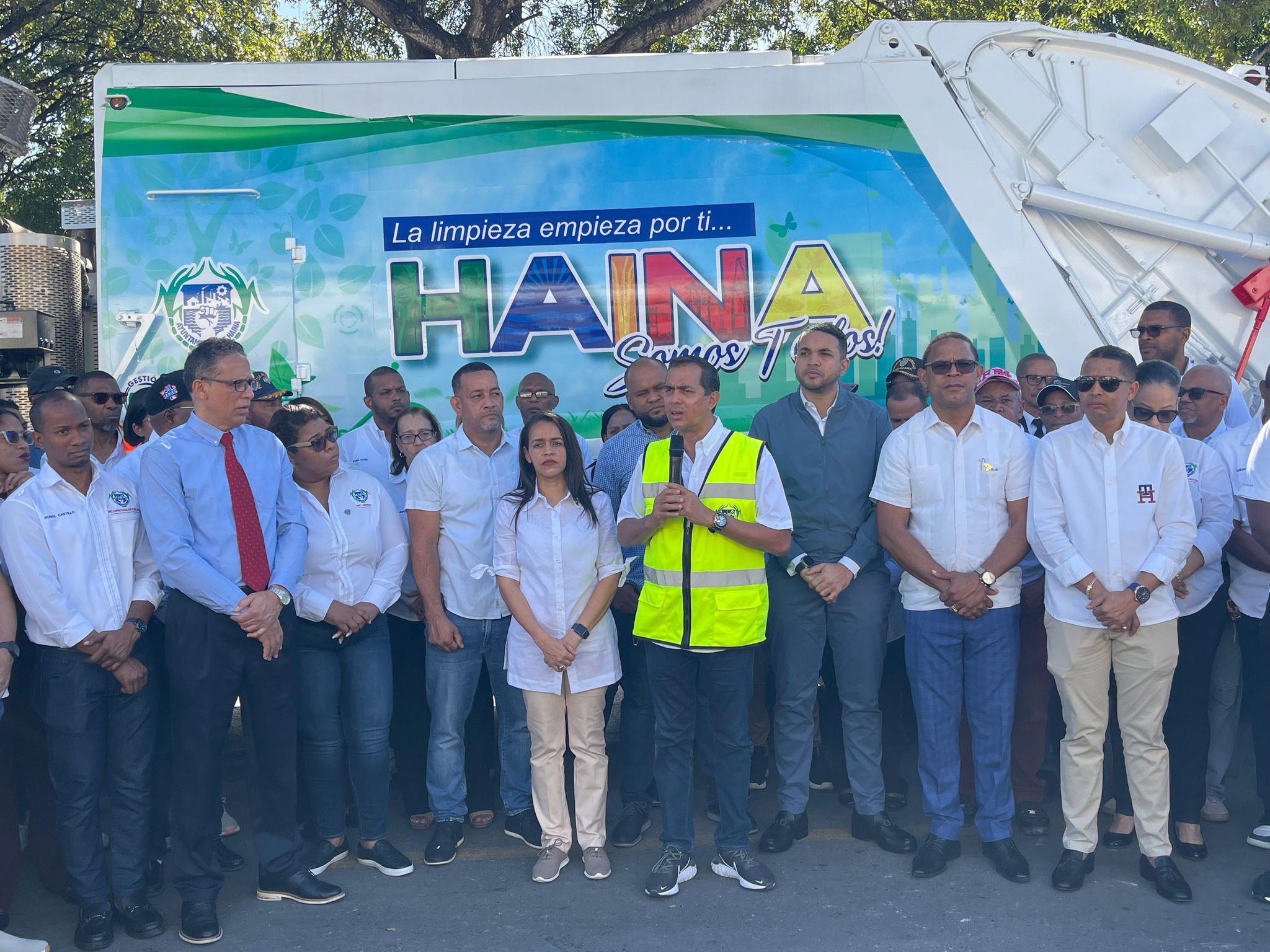 Haina le declara la guerra a la basura.