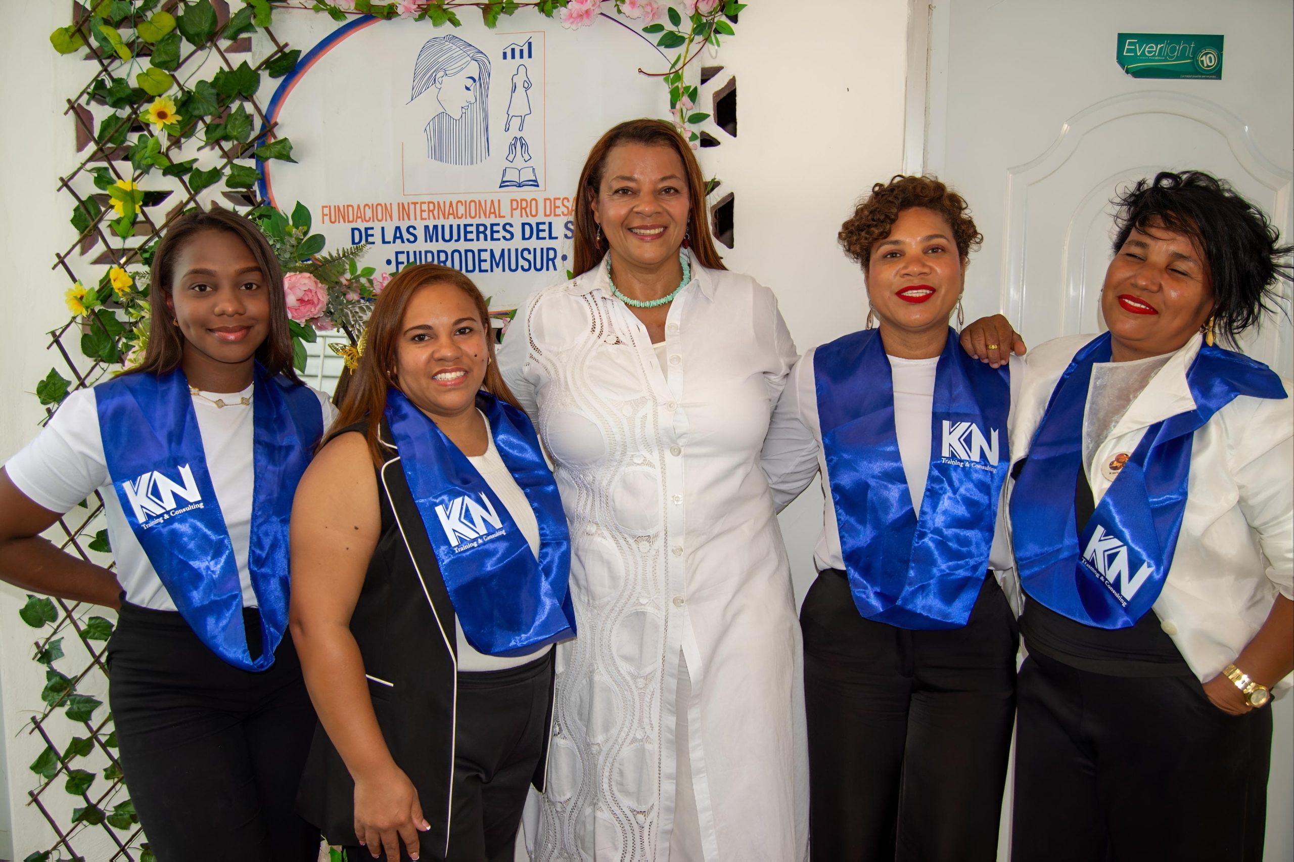 Fundación Internacional Prodesarrollo de las Mujeres del Sur clausura programa de mentoría “De Emprendedora a Empresaria”